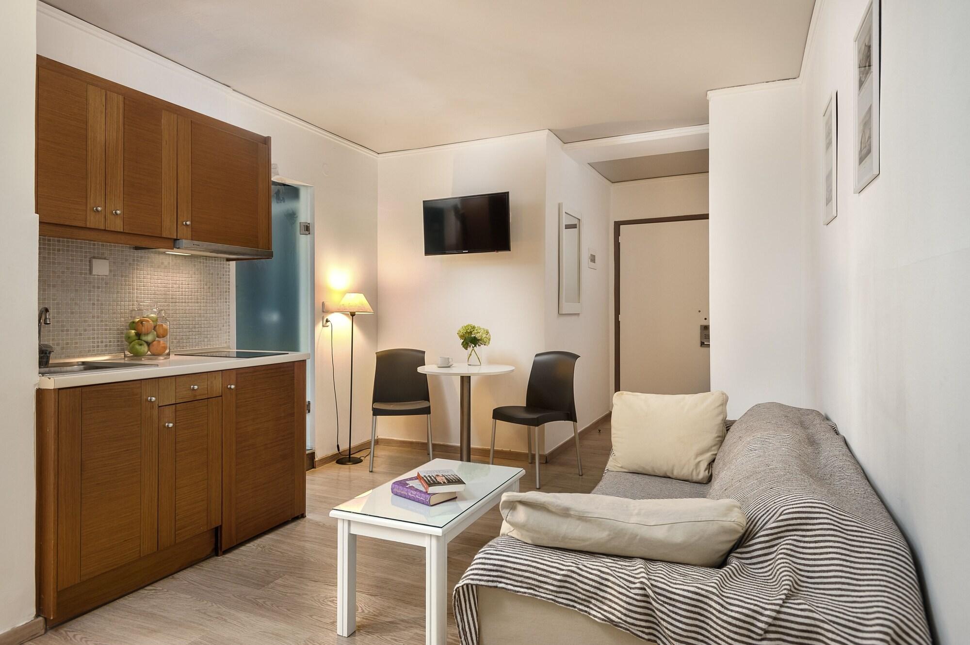 Elina Hotel Apartments 레팀노 외부 사진