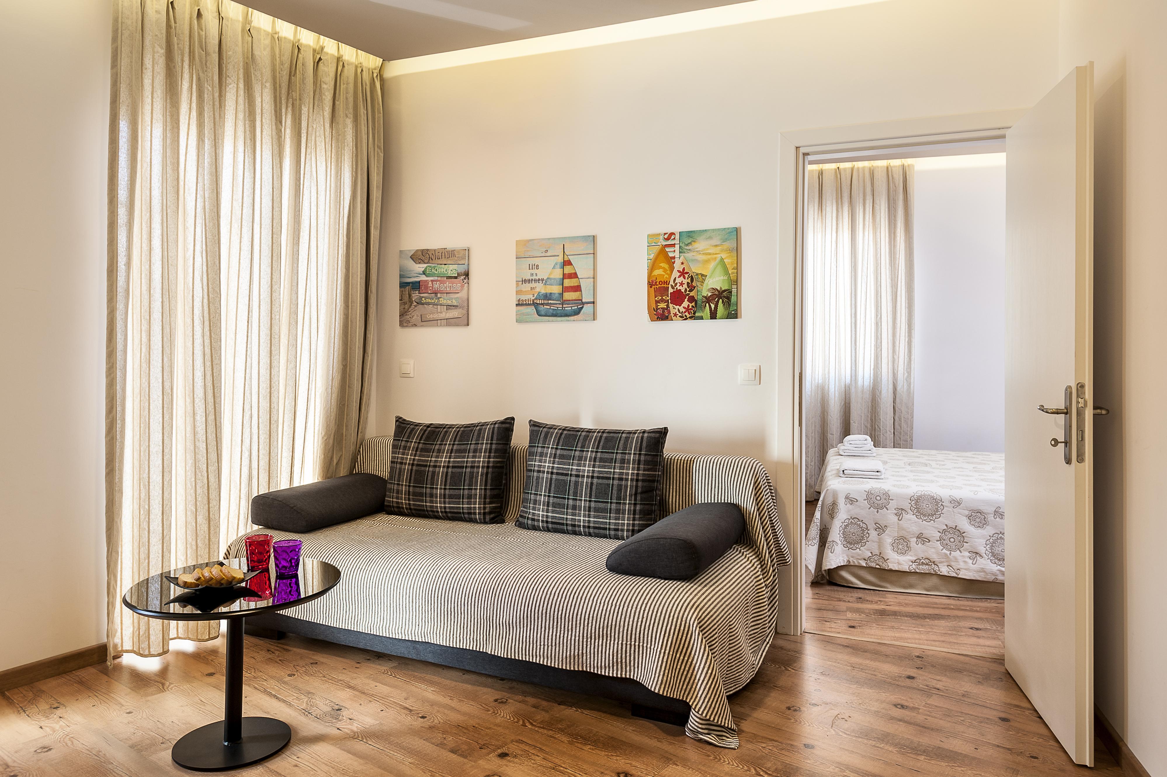 Elina Hotel Apartments 레팀노 외부 사진
