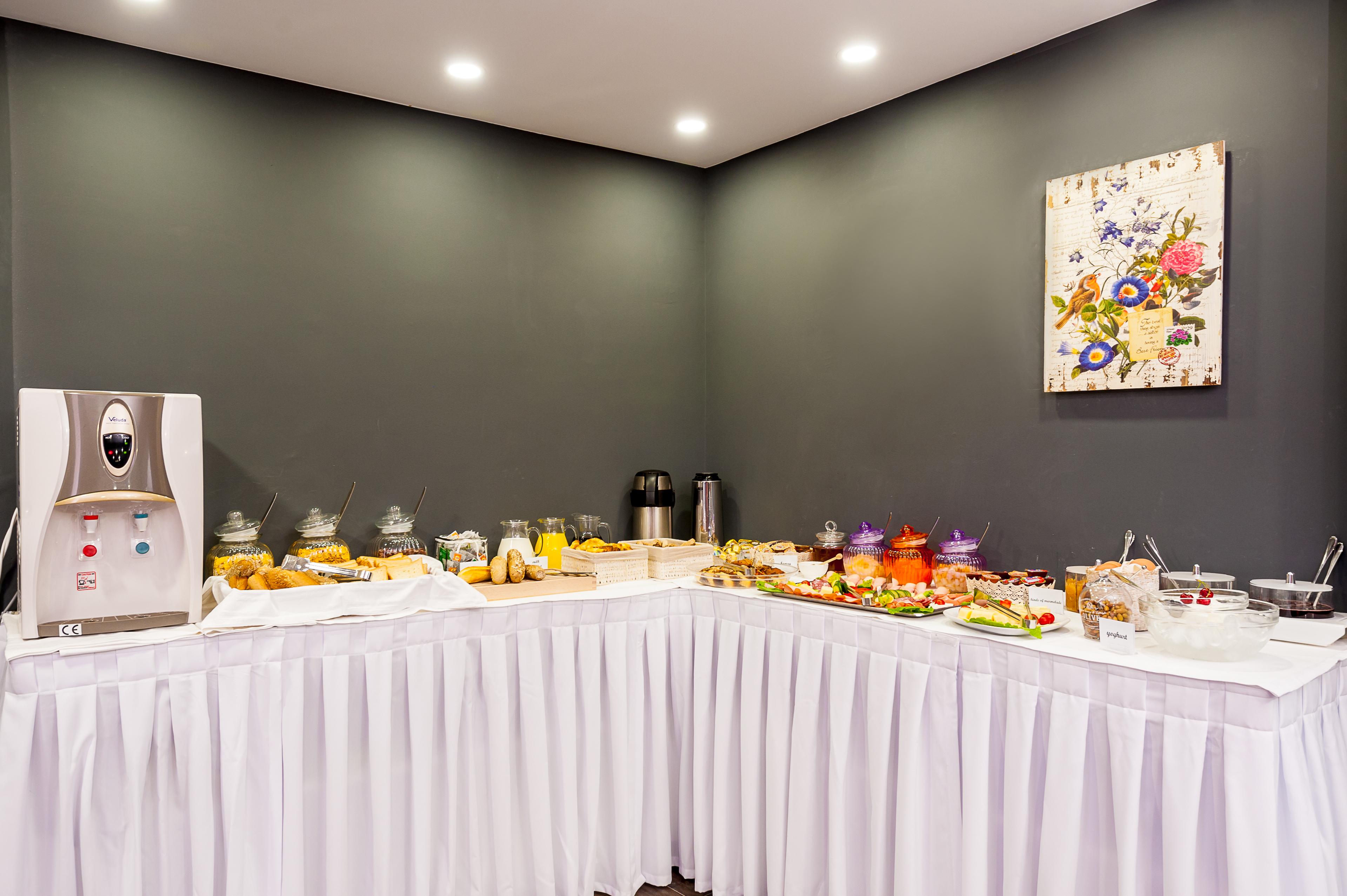 Elina Hotel Apartments 레팀노 외부 사진