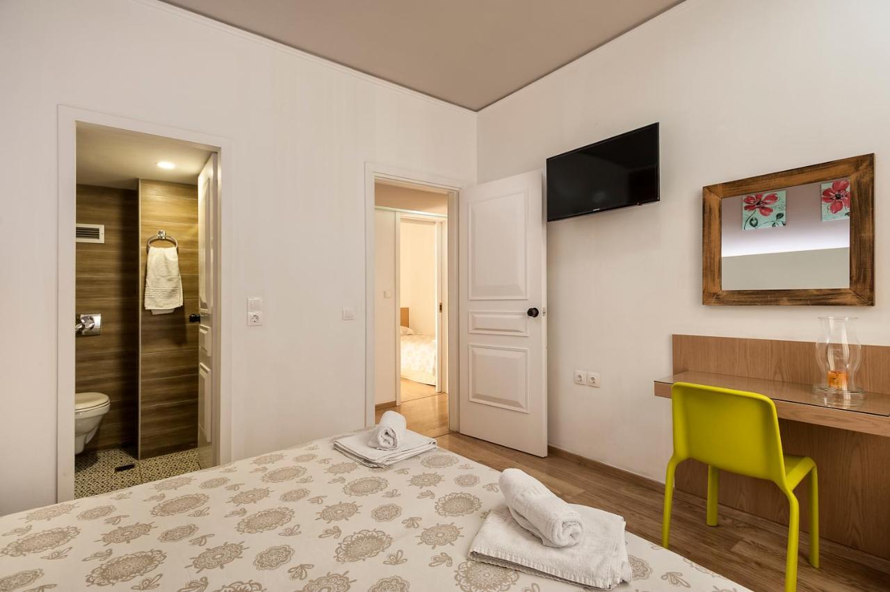 Elina Hotel Apartments 레팀노 외부 사진