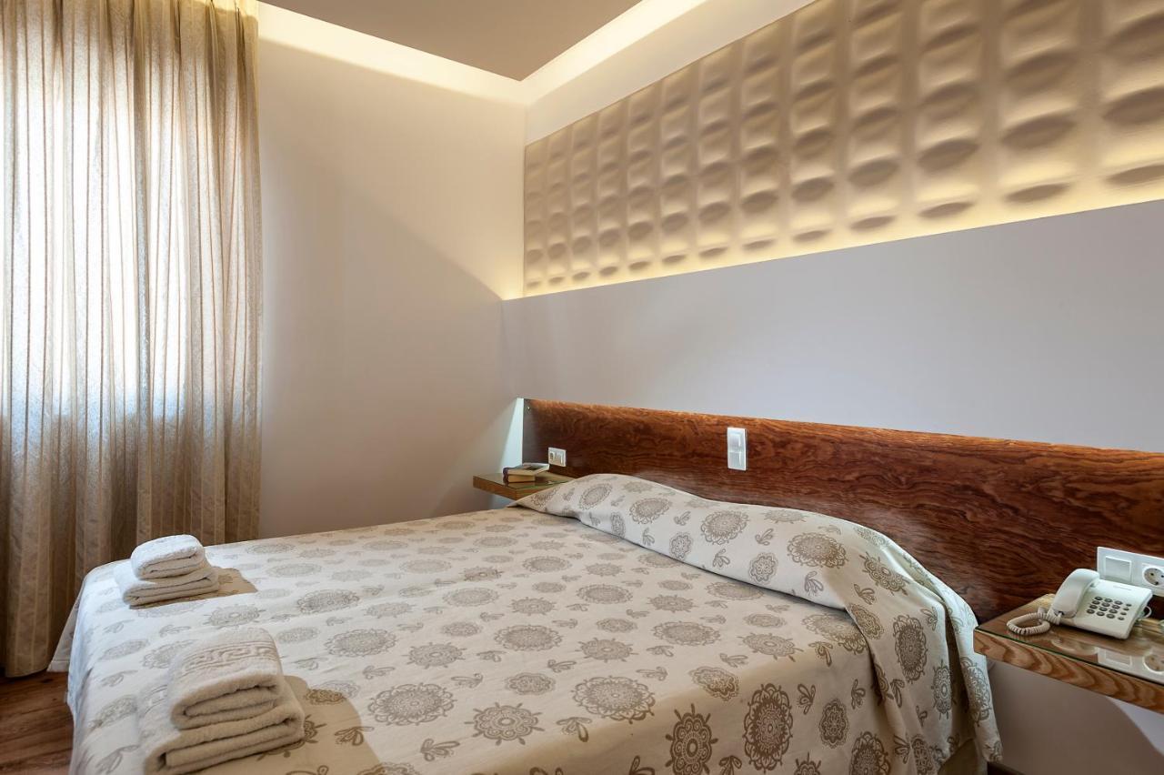 Elina Hotel Apartments 레팀노 외부 사진