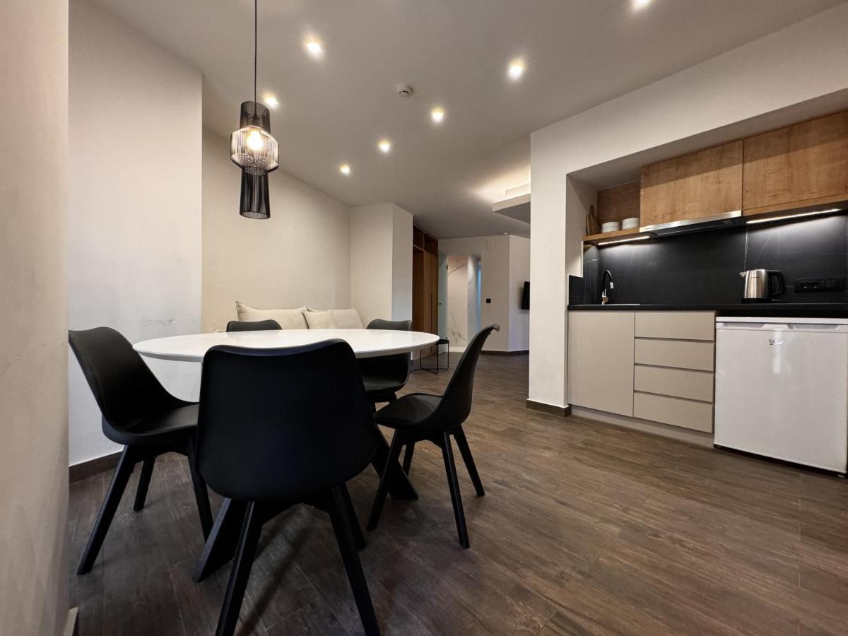 Elina Hotel Apartments 레팀노 외부 사진
