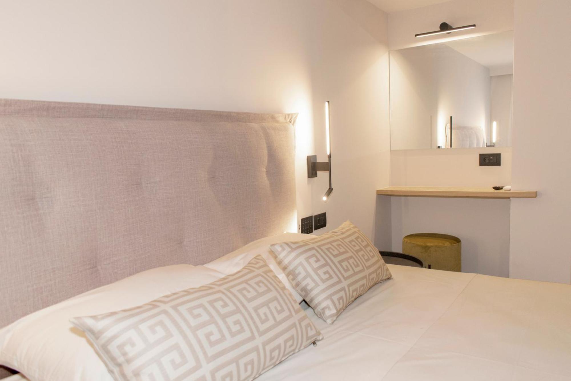 Elina Hotel Apartments 레팀노 객실 사진