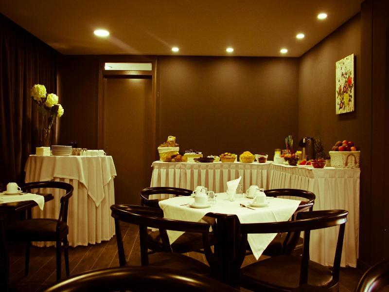 Elina Hotel Apartments 레팀노 외부 사진