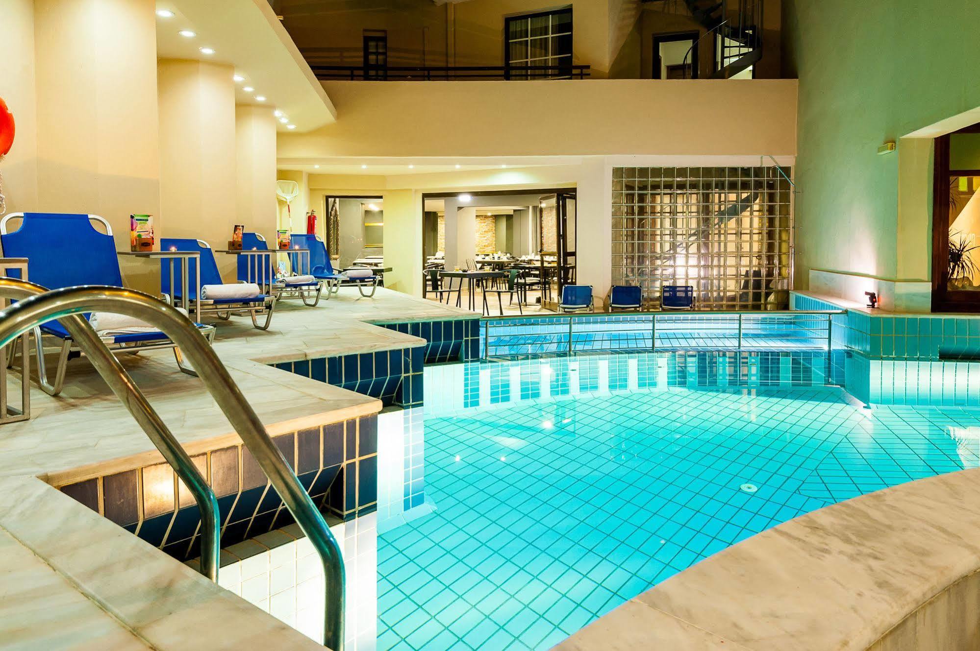 Elina Hotel Apartments 레팀노 외부 사진